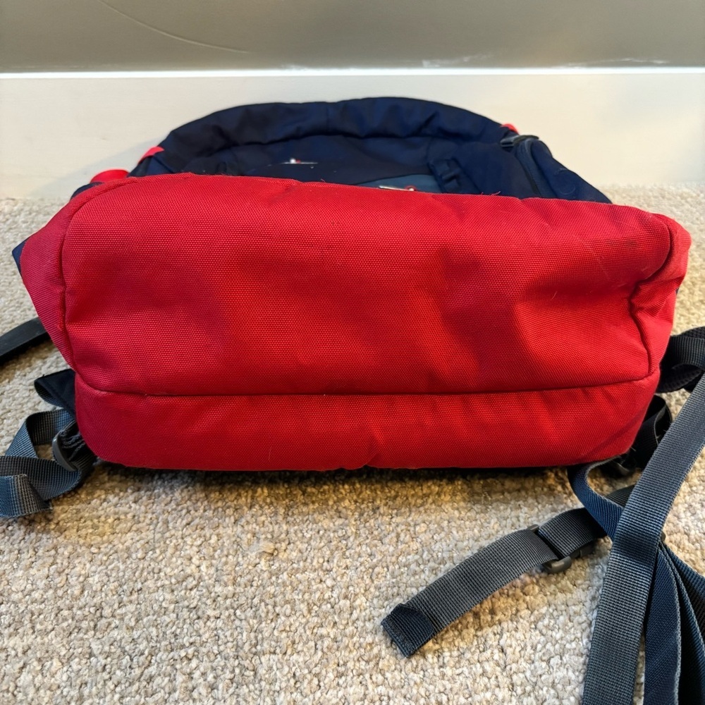 Deuter StepOut 22 Blue and Red Backpack - Picture 7 of 9